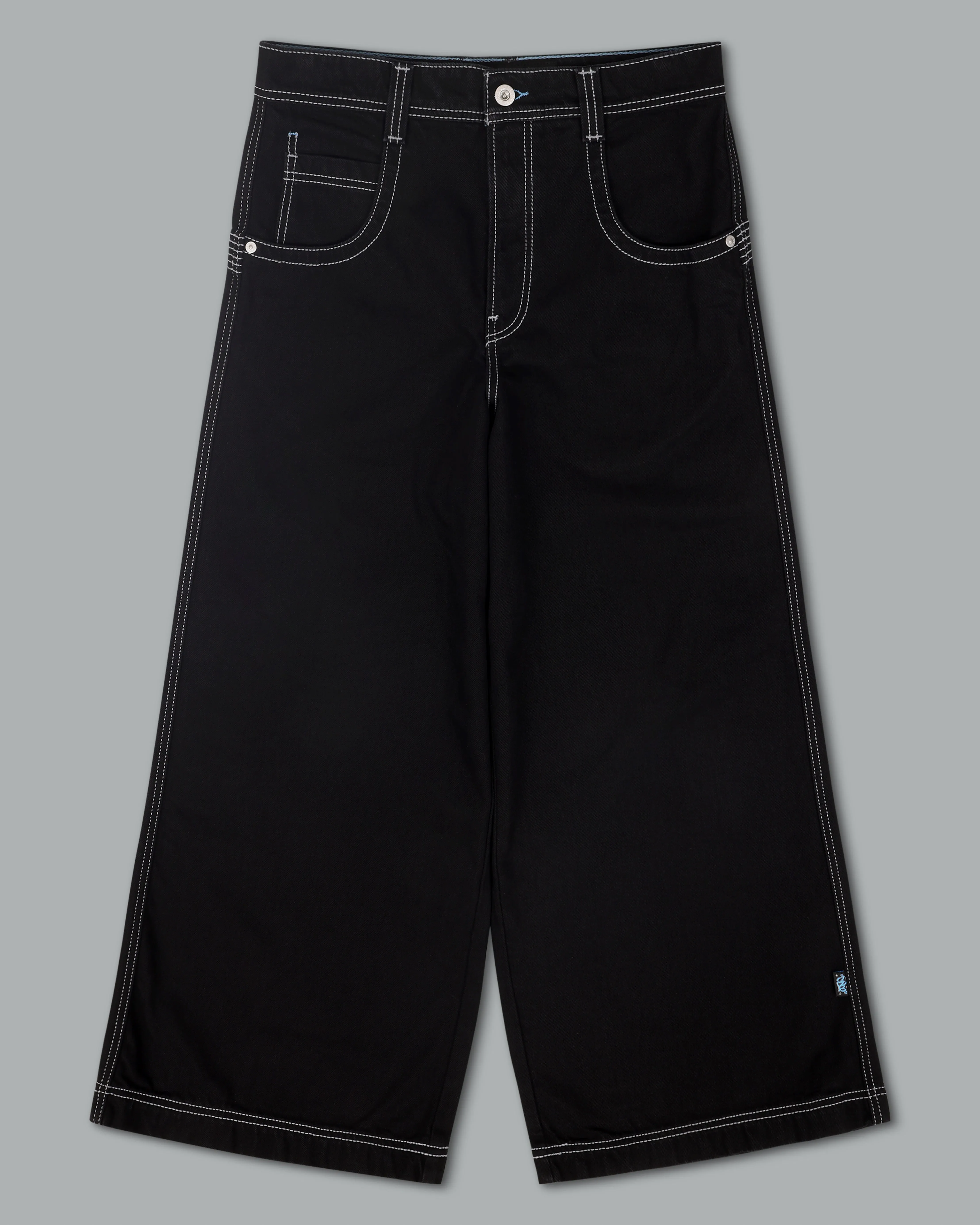 Battle. 30". Jet Black.